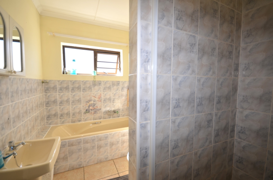 3 Bedroom Property for Sale in Gonubie Eastern Cape